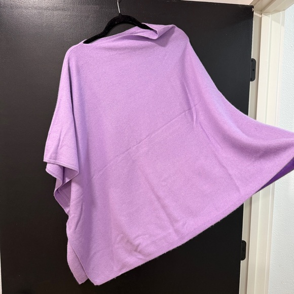 RanRui Lavender Cashmere Poncho - Picture 2 of 5
